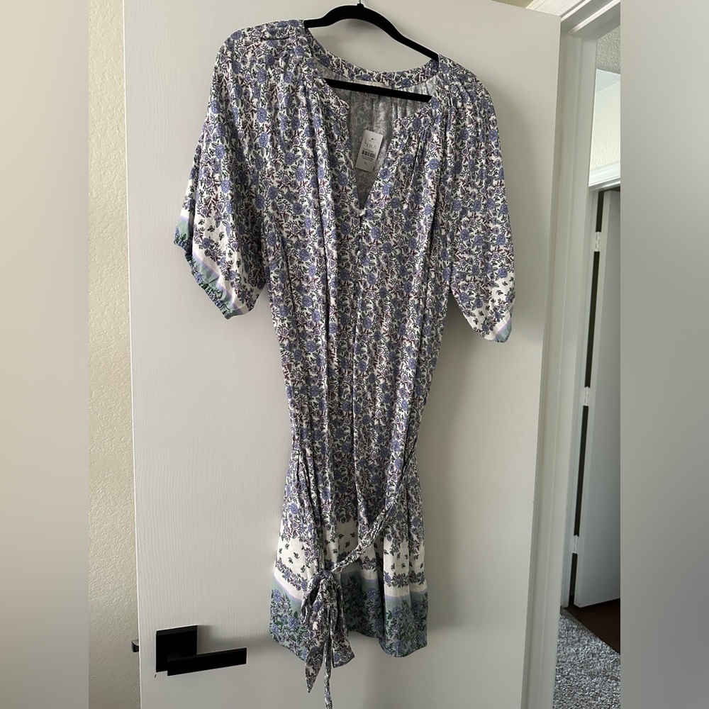 Loft V-Neck Puff Sleeve Dress NWT size XL